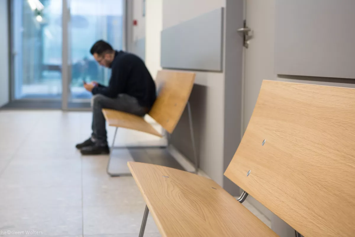 panache straat meubilair mobilier urbain zitbank banc lasai sellex