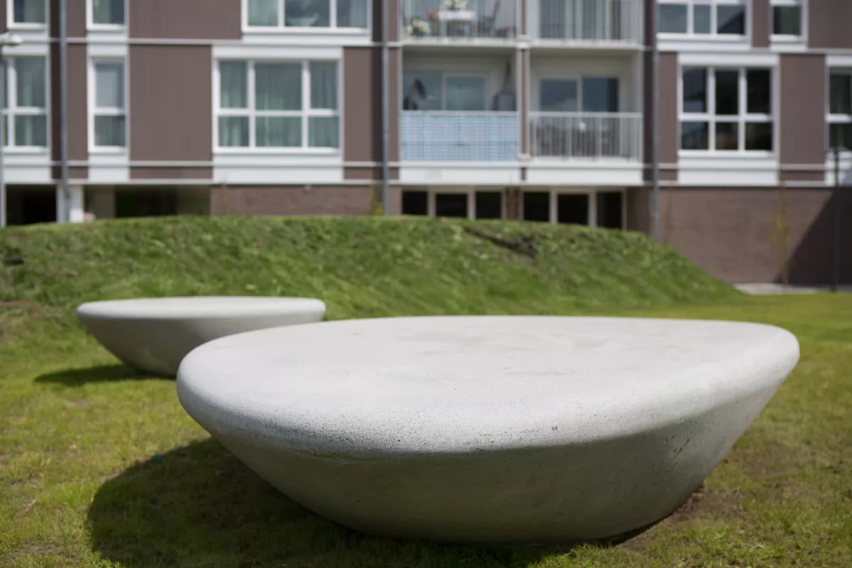 Panache Straatmeubilair Mobilier Urbain zitbank bloembak banc bac à fleurs Supercell©