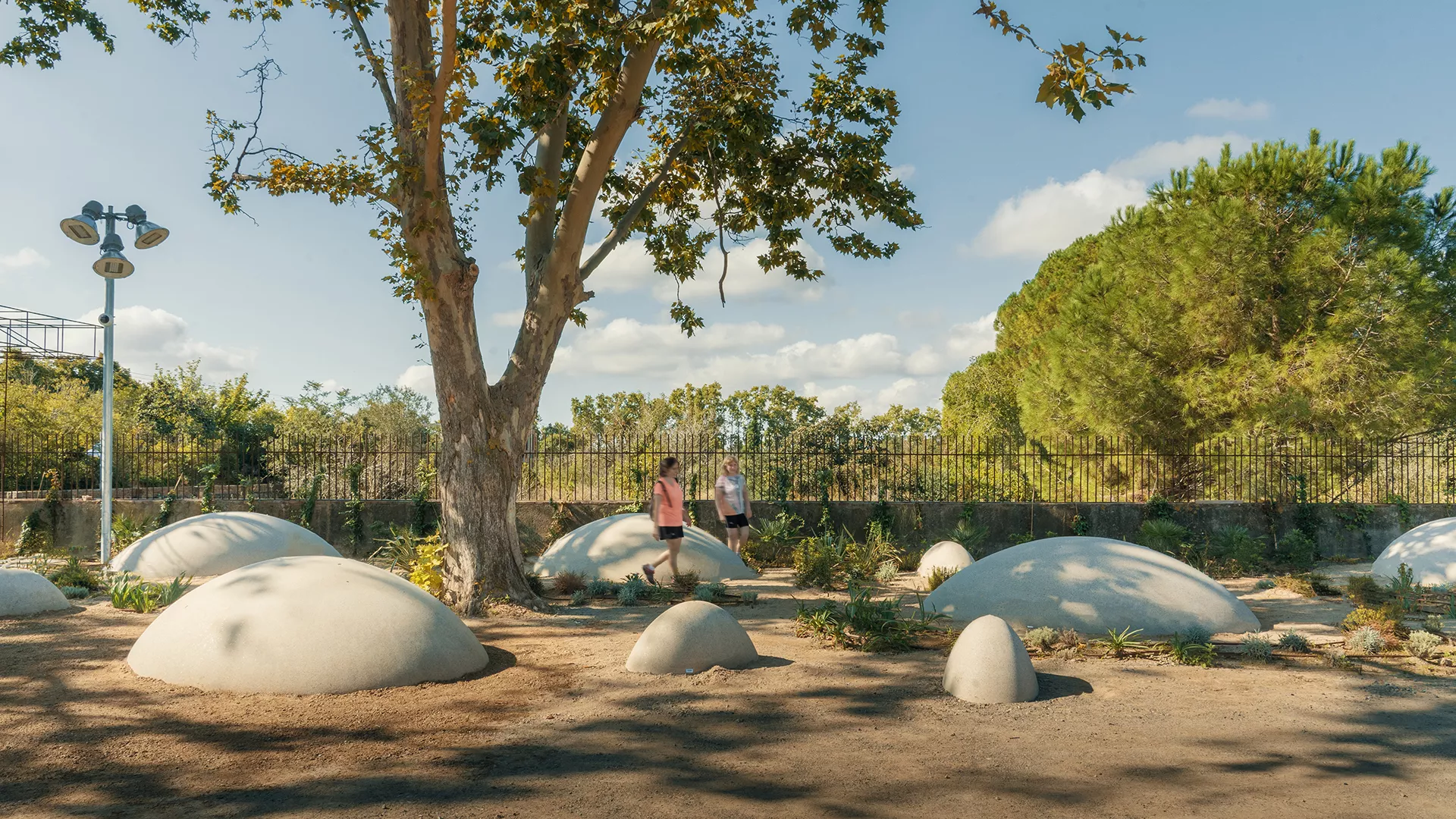 Panache Straatmeubilair Mobilier Urbain zitelement assise Islands©