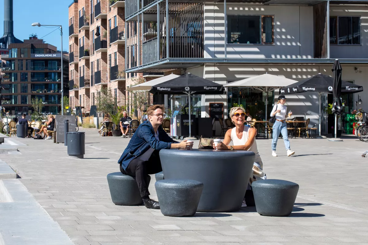 Panache Straatmeubilair Mobilier Urbain LOOP PICNIC UP© picknicktafel table picnic