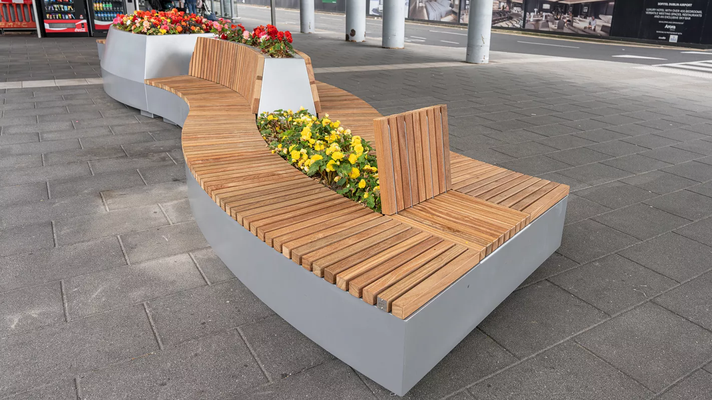 Panache Straatmeubilair Mobilier Urbain Mobile Garden Curved Public Outdoor Creations