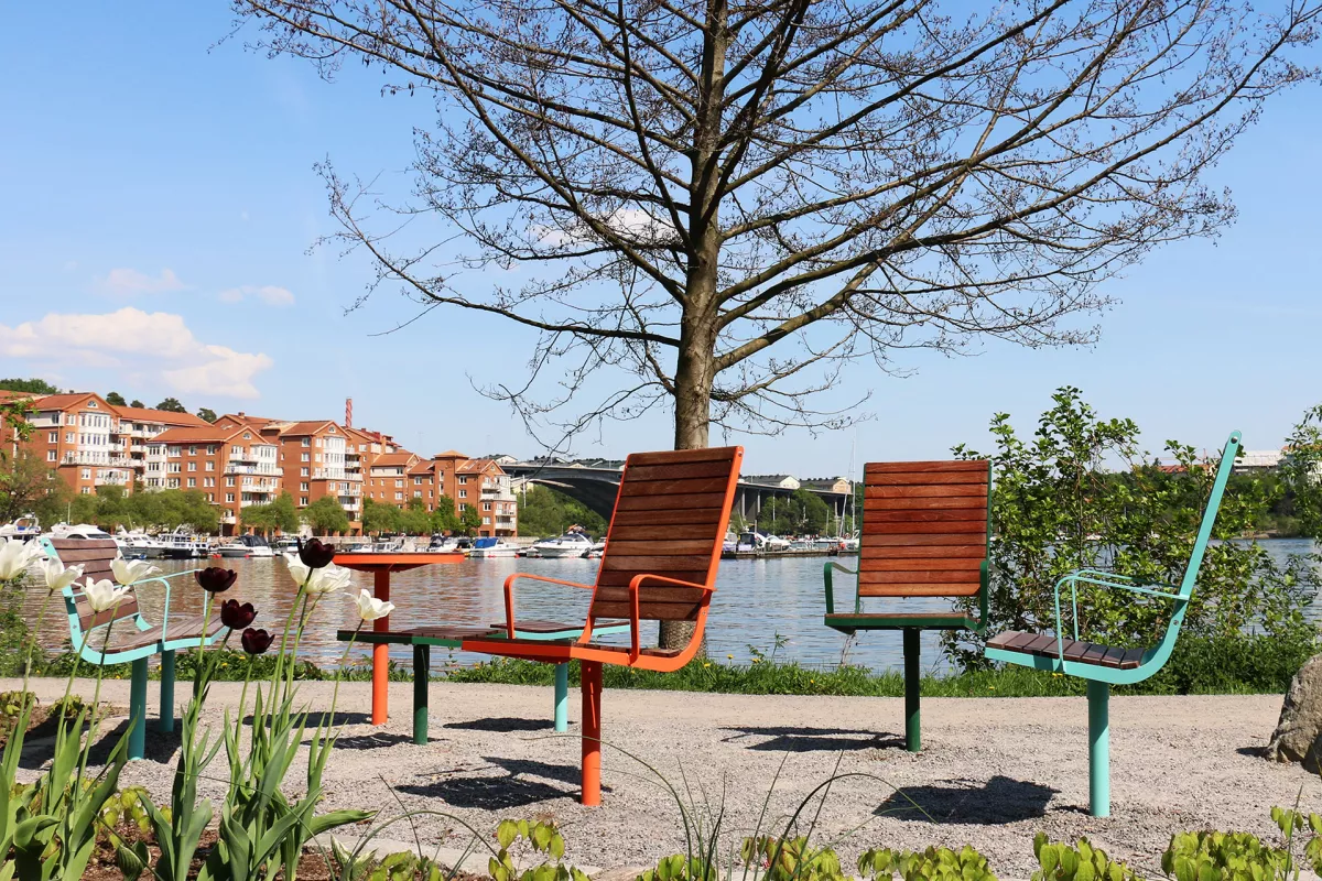 Panache Straatmeubilair Mobilier Urbain - Banken, tafels en stoelen - Banc, table et chaises PARCO© Nola