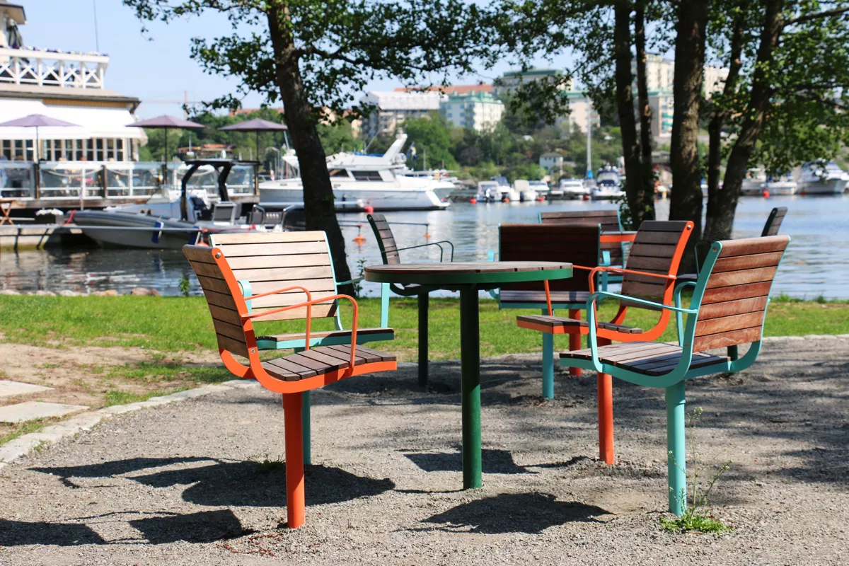Panache Straatmeubilair Mobilier Urbain - Banken, tafels en stoelen - Banc, table et chaises PARCO© Nola