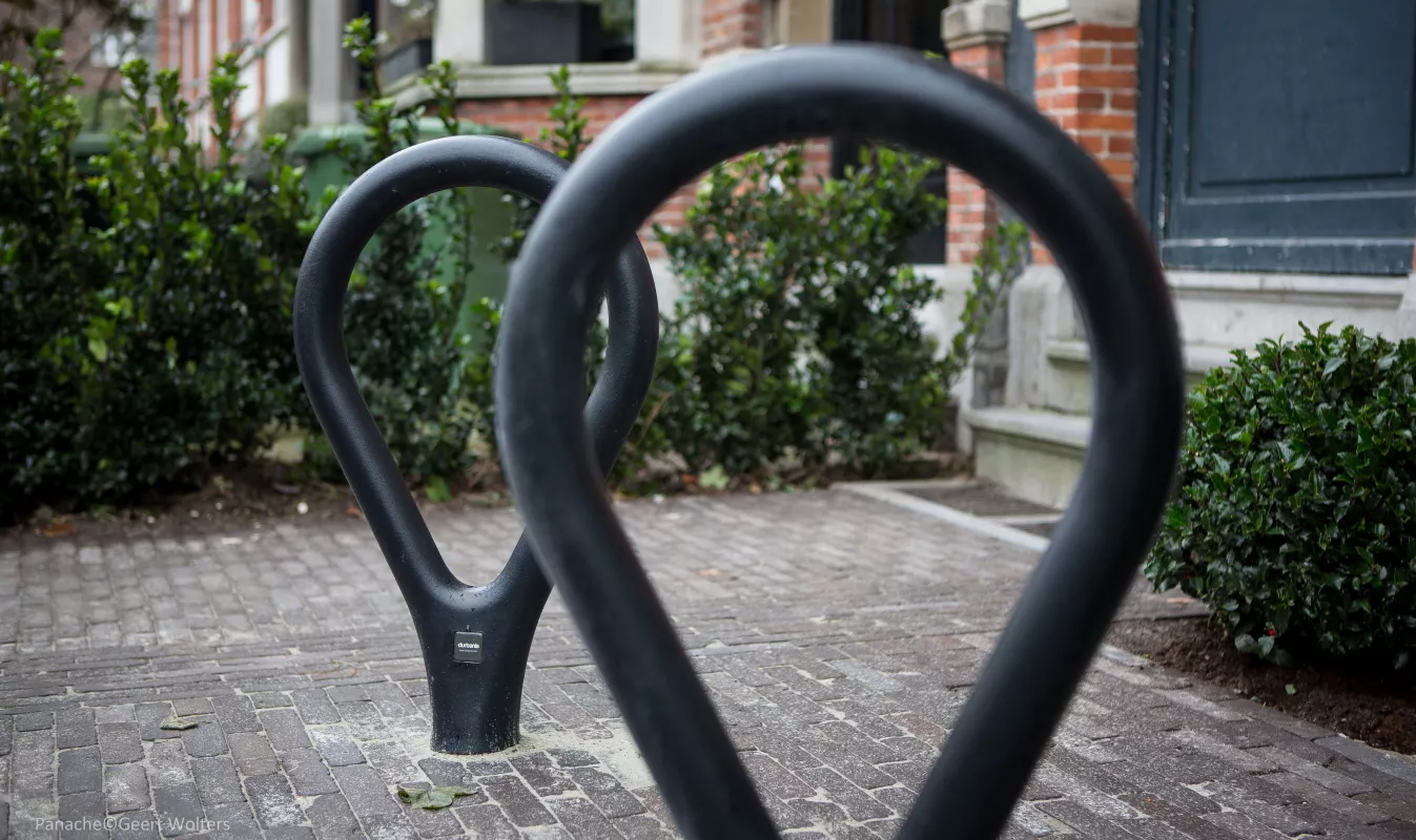 Panache Straatmeubilair Mobilier Urbain fietsrek râtelier à vélos Loclock©