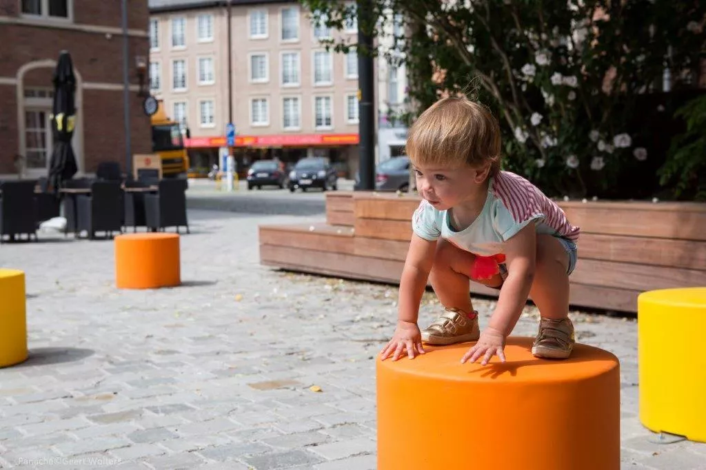 Panache Straatmeubilair Mobilier Urbain zitcilinder cilindre HopHop